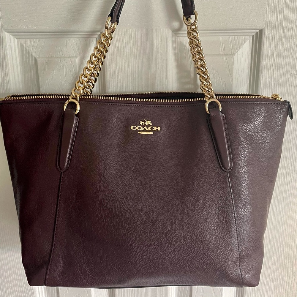 Brand new COACH purse